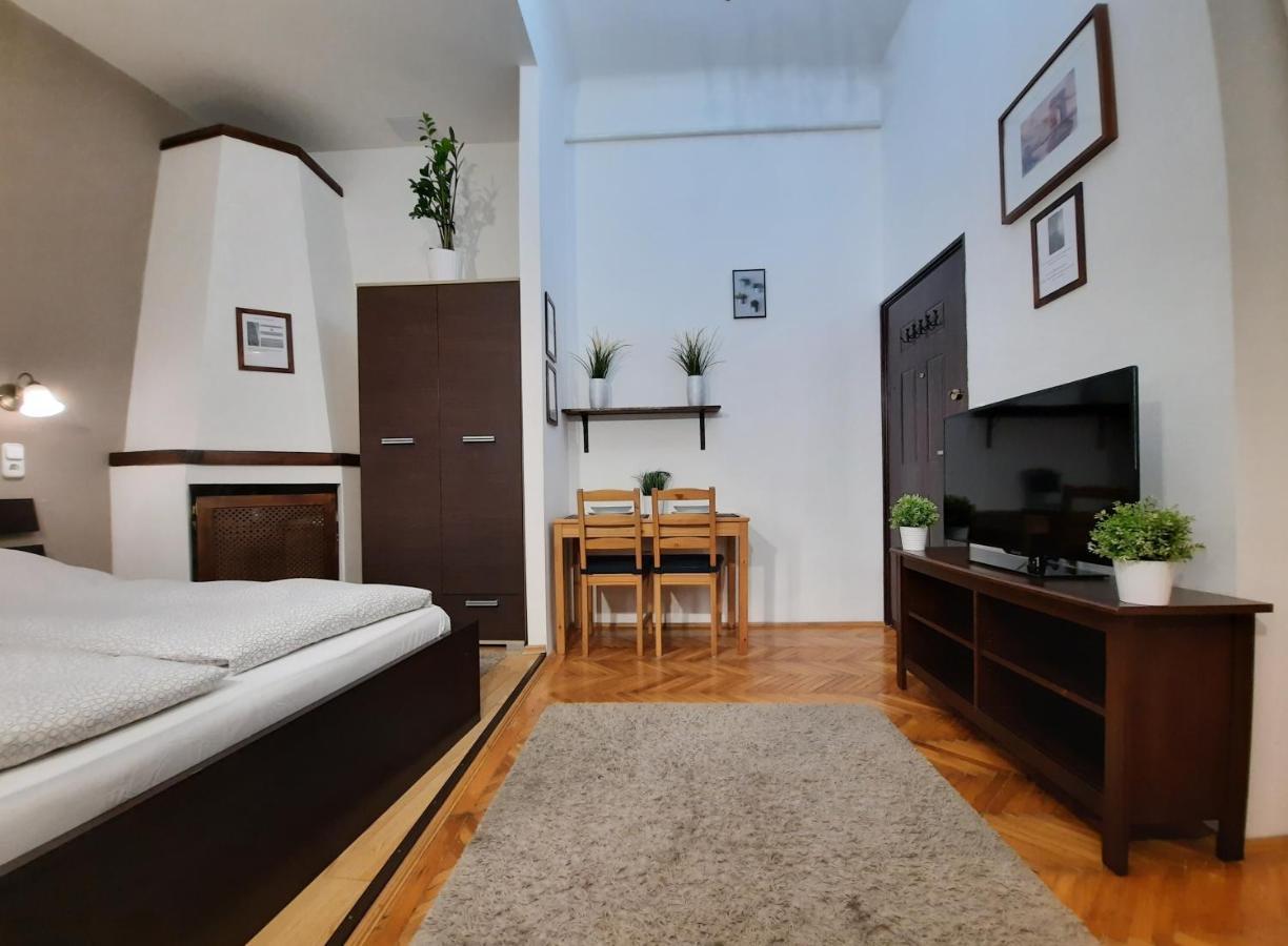 Central Gold Apartment Budapest Extérieur photo